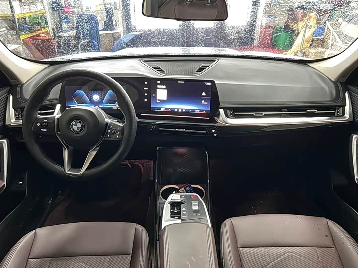 BMW X1 2023 sDrive20Li X Design Package - zdjęcie 20