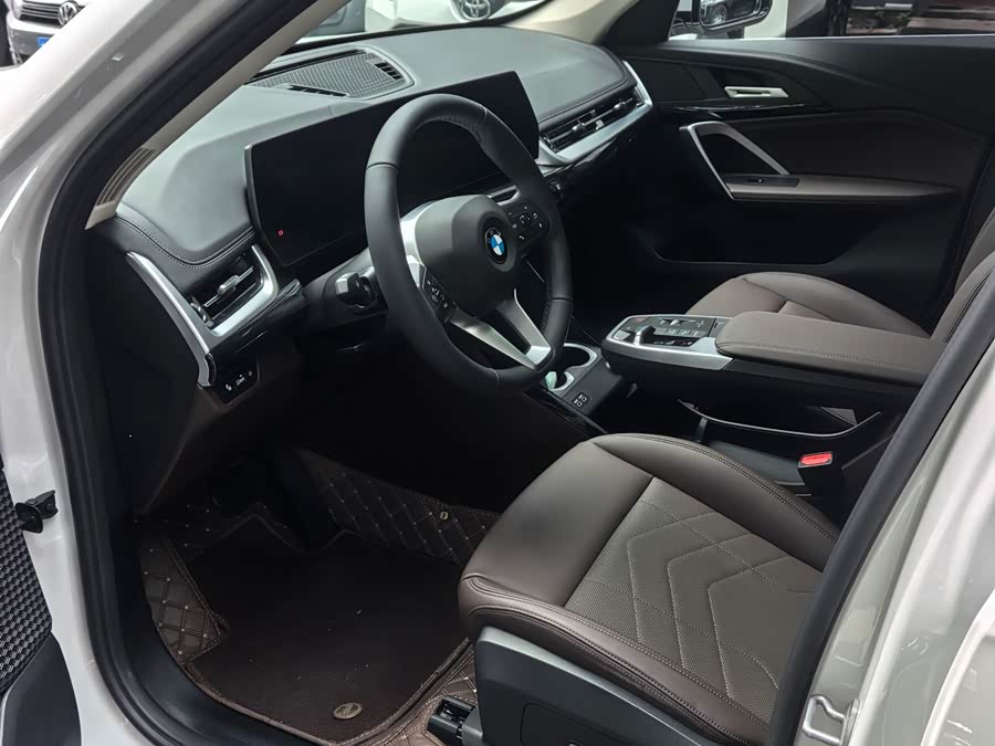 BMW X1 2023 sDrive20Li X Design Package - zdjęcie 10