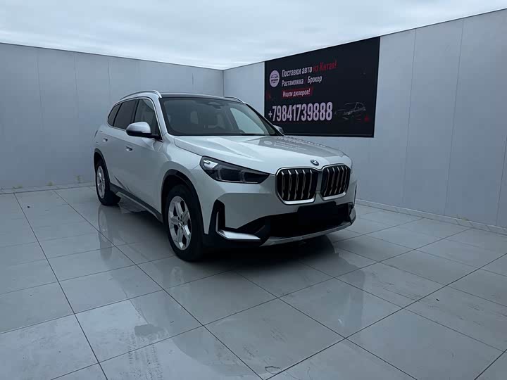 BMW X1 2023 sDrive25Li X Design Package - zdjęcie 11