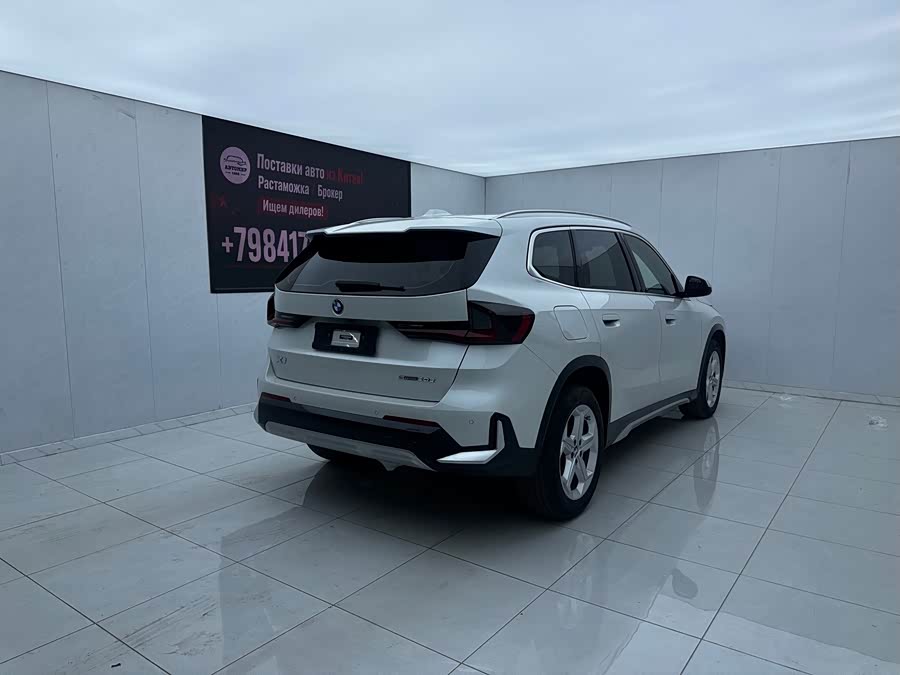 BMW X1 2023 sDrive25Li X Design Package - zdjęcie 9