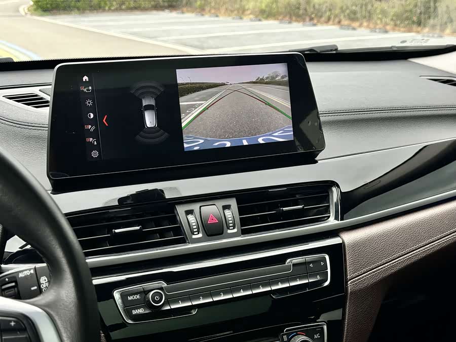 BMW X2 2023 sDrive25i M Sport Night Edition - zdjęcie 14