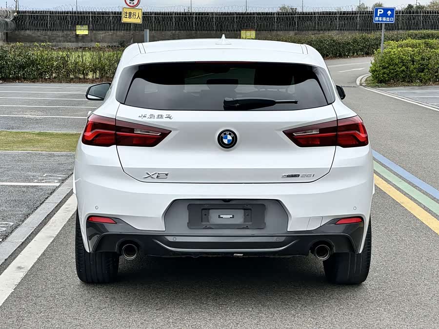 BMW X2 2023 sDrive25i M Sport Night Edition - zdjęcie 4