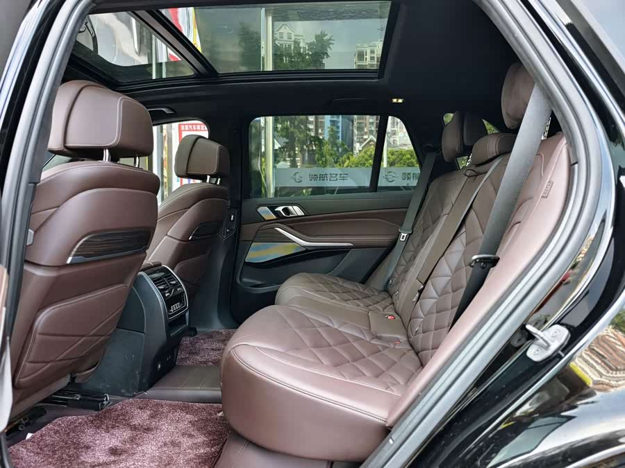 BMW X5 2022 Facelift xDrive 40Li M Sport Package - zdjęcie 13