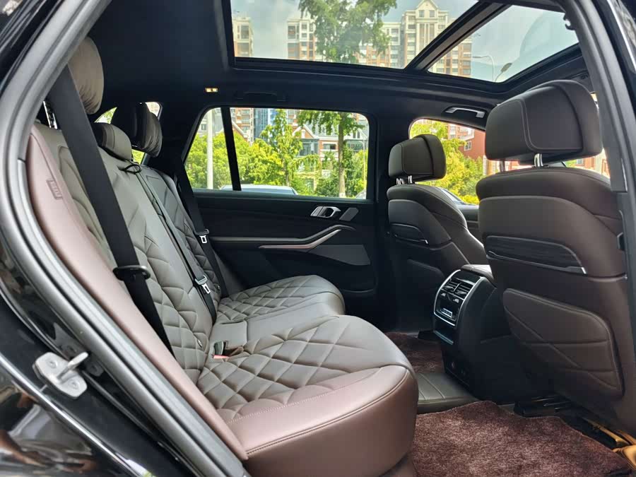 BMW X5 2022 Facelift xDrive 40Li M Sport Package - zdjęcie 14