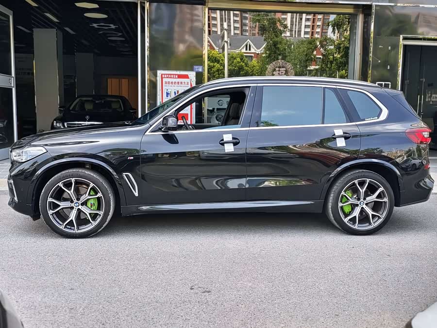 BMW X5 2022 Facelift xDrive 40Li M Sport Package - zdjęcie 8
