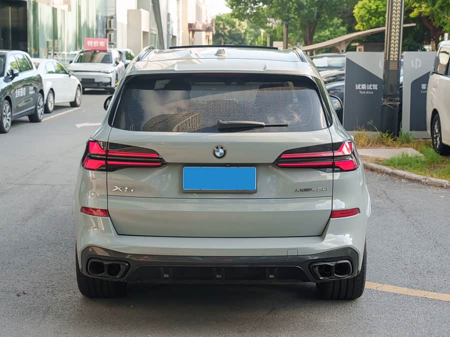 BMW X5 2023 xDrive 40Li M Sport Night Package - zdjęcie 6
