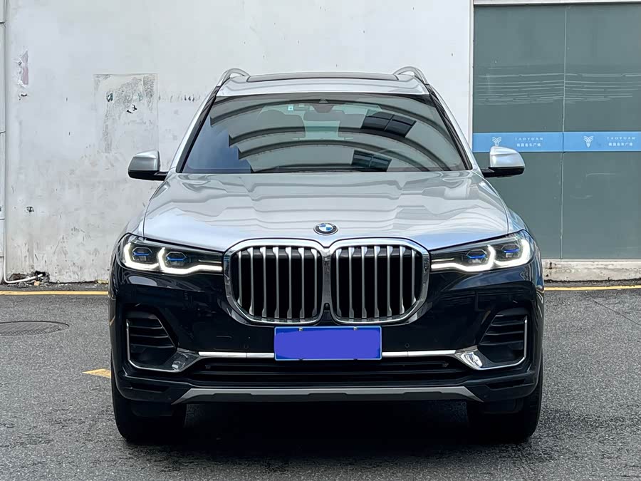BMW X7 2022 xDrive40i Luxury Package - zdjęcie 11
