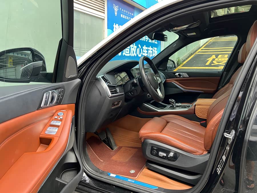 BMW X7 2022 xDrive40i Luxury Package - zdjęcie 3