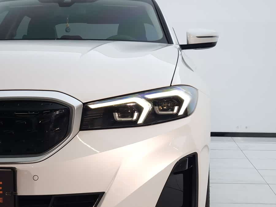 BMW i3 2022 eDrive 35 L - zdjęcie 15