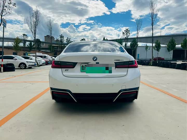 BMW i3 2024 eDrive 35 L - zdjęcie 12
