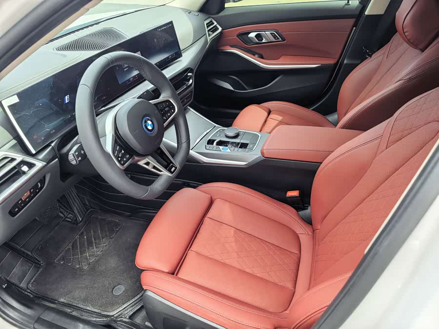 BMW i3 2025 eDrive 35 L - zdjęcie 4