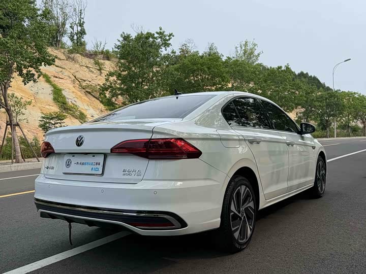 Bora 2024 200TSI DSG Joy Pro - zdjęcie 16