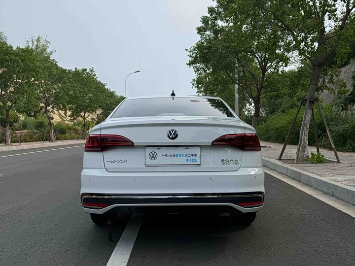 Bora 2024 200TSI DSG Joy Pro - zdjęcie 17