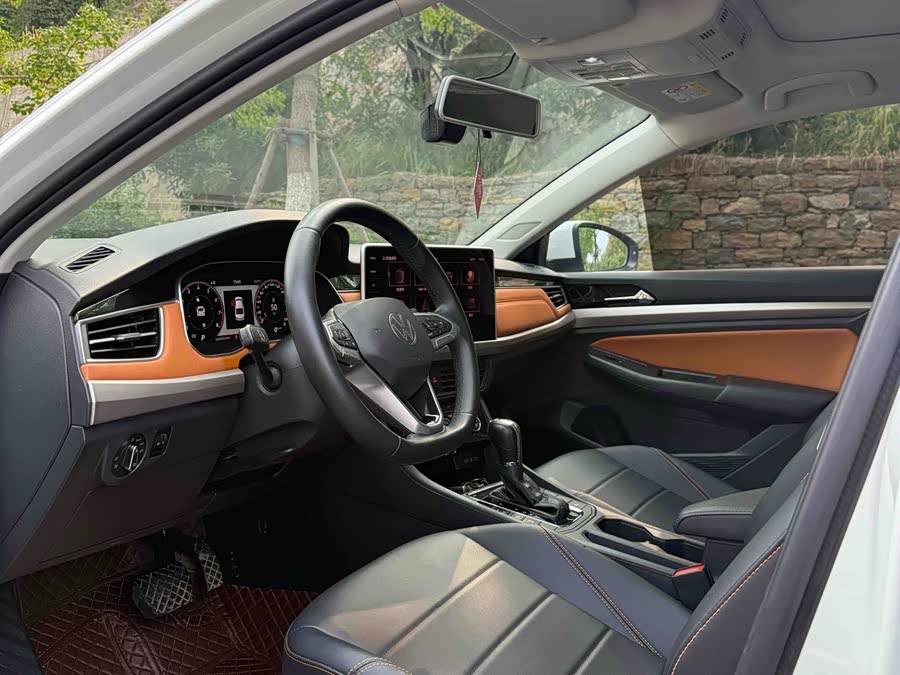 Bora 2024 200TSI DSG Joy Pro - zdjęcie 4