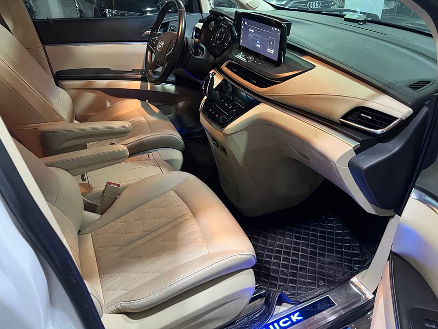 Buick GL8 2023 Land Business Class Comfort Version - zdjęcie 7
