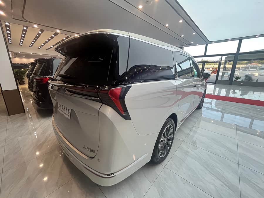 Buick GL8 2025 Luxury Intelligent - zdjęcie 18