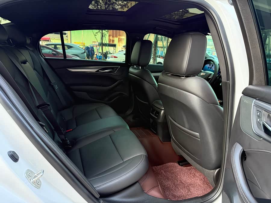 Cadillac CT5 2024 28T Premium - zdjęcie 12