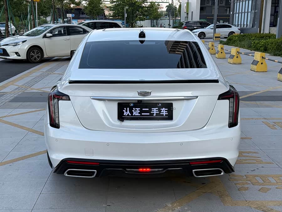 Cadillac CT5 2024 28T Premium - zdjęcie 14