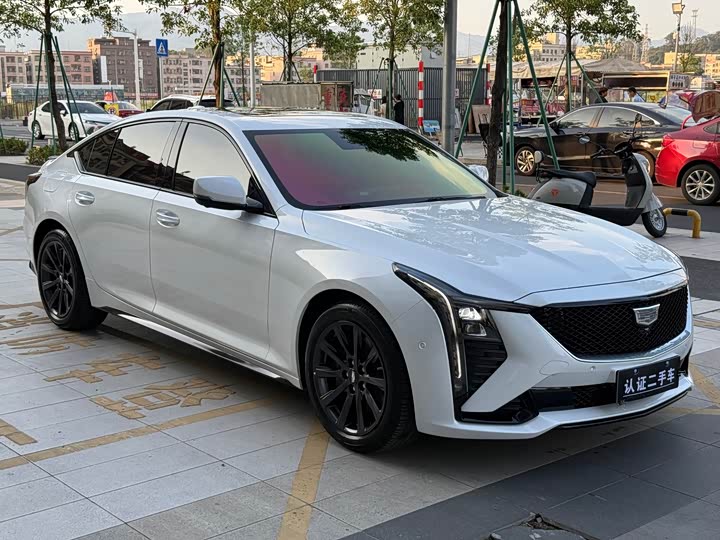 Cadillac CT5 2024 28T Premium - zdjęcie 19