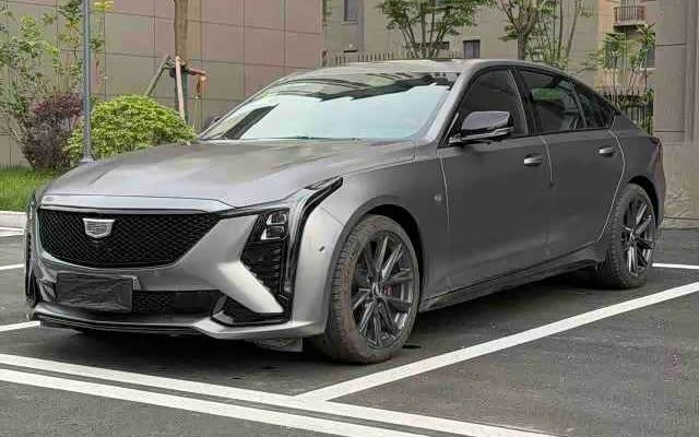 Cadillac CT5 2025 28T Track Performance