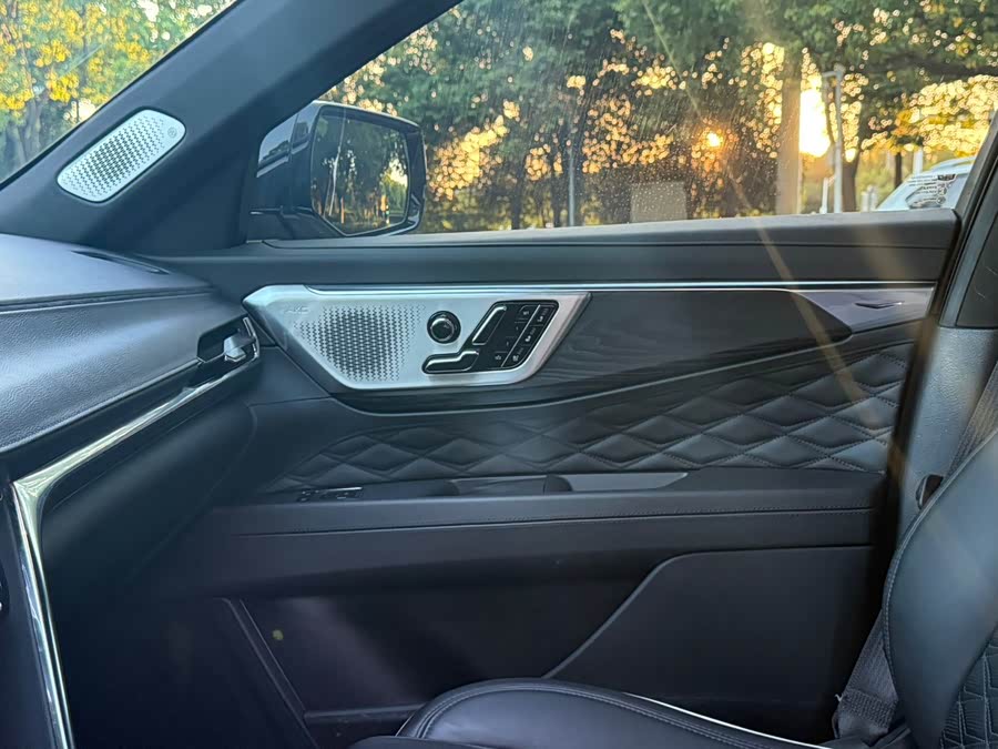 Cadillac CT6 2023 28T Premium - zdjęcie 11