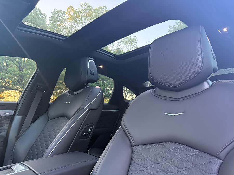 Cadillac CT6 2023 28T Premium - zdjęcie 19