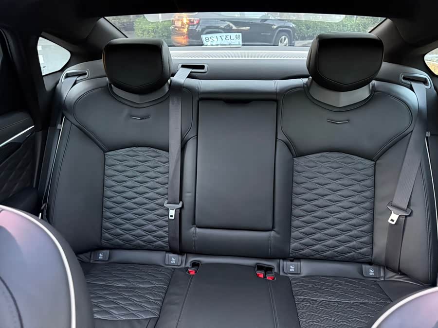 Cadillac CT6 2023 28T Premium - zdjęcie 20