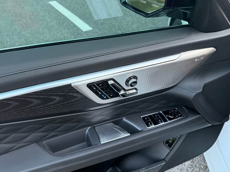 Cadillac CT6 2023 28T Premium - zdjęcie 9