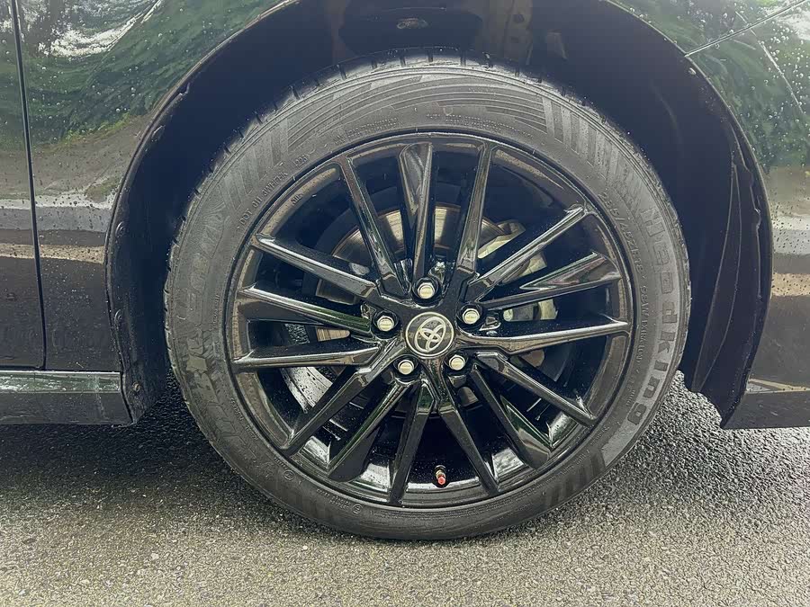 Camry 2023 2.0S Knight - zdjęcie 19