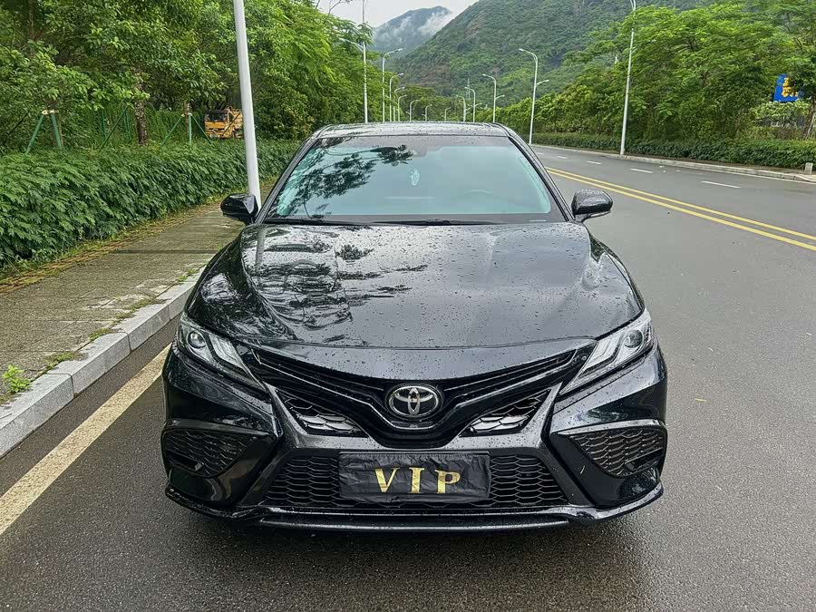 Camry 2023 2.0S Knight - zdjęcie 4