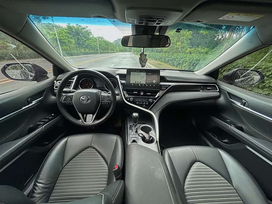 Camry 2023 2.0S Knight - zdjęcie 10