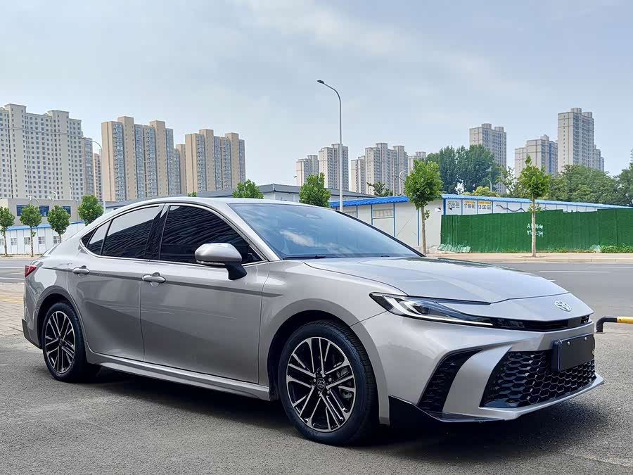 Camry 2026 2.0HSE Sport Lite - zdjęcie 3