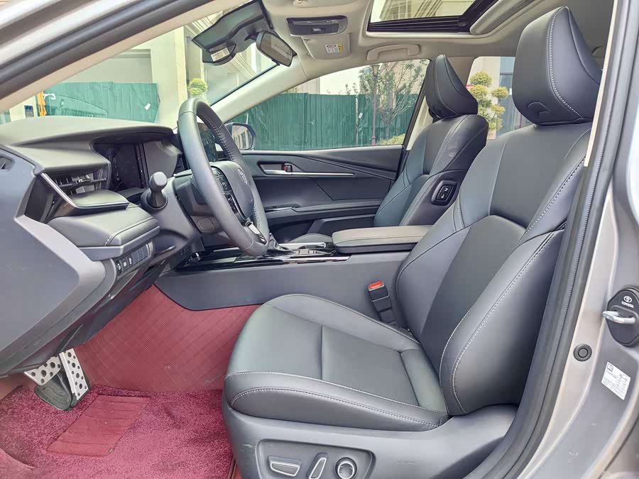 Camry 2026 2.0HSE Sport Lite - zdjęcie 5