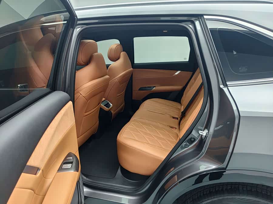 Changan CS75PLUS 2026 4th Gen 1.5T Blue Whale Super Engine Flagship - zdjęcie 17