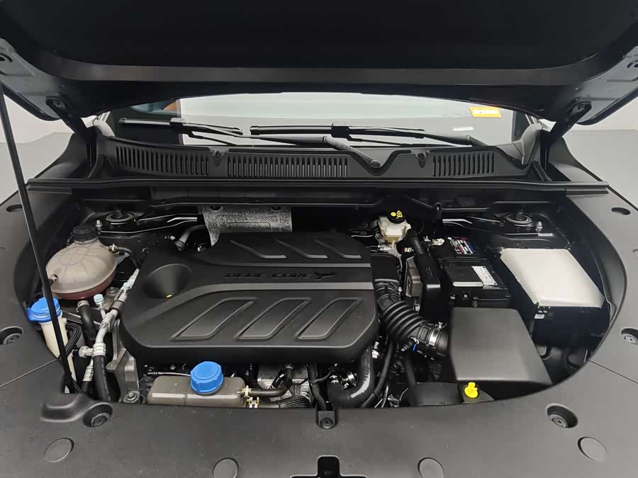 Changan CS75PLUS 2026 4th Gen 1.5T Blue Whale Super Engine Flagship - zdjęcie 9
