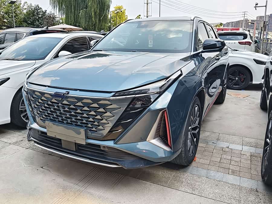 Changan Oshan Z6 2023 Blue Whale 1.5T DCT Intelligent Version
