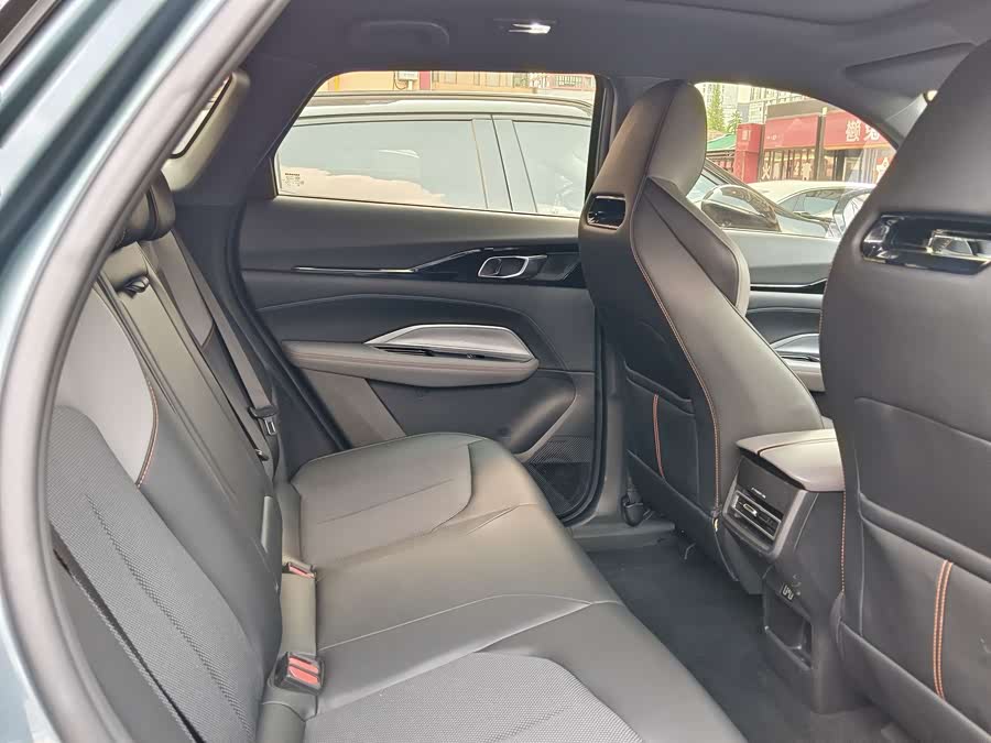 Changan Oshan Z6 2023 Blue Whale 1.5T DCT Intelligent Version - zdjęcie 10