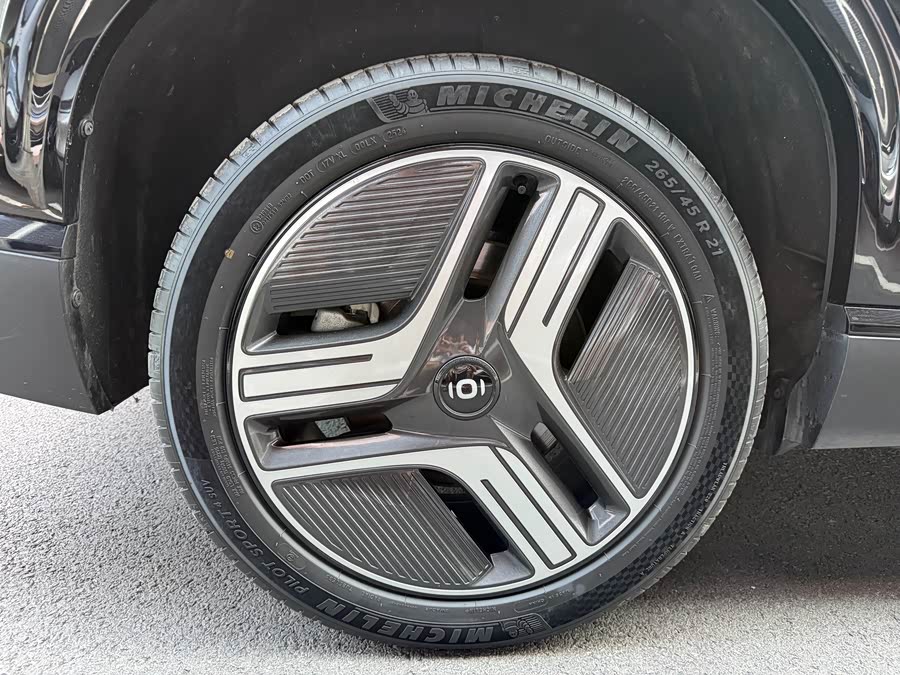 Changan Qiyuan E07 2025 90kWh Ultra High Performance 4WD - zdjęcie 18