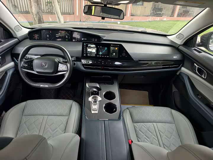 Changan UNI-K Smart Electric iDD 2022 Blue Whale iDD 130km 1.5T Excellence - zdjęcie 13