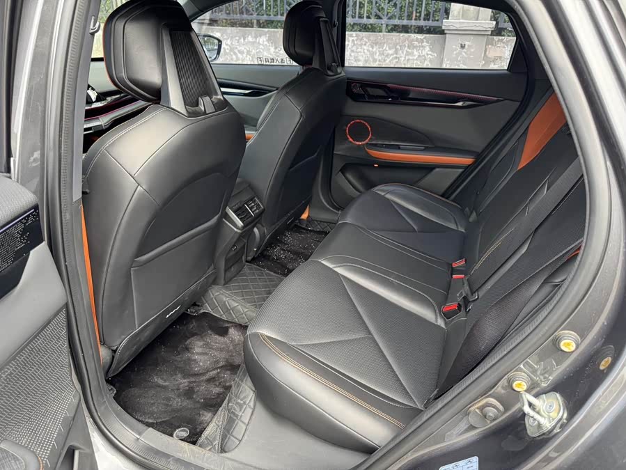 Changan UNI-V 2022 1.5T Sport - zdjęcie 9