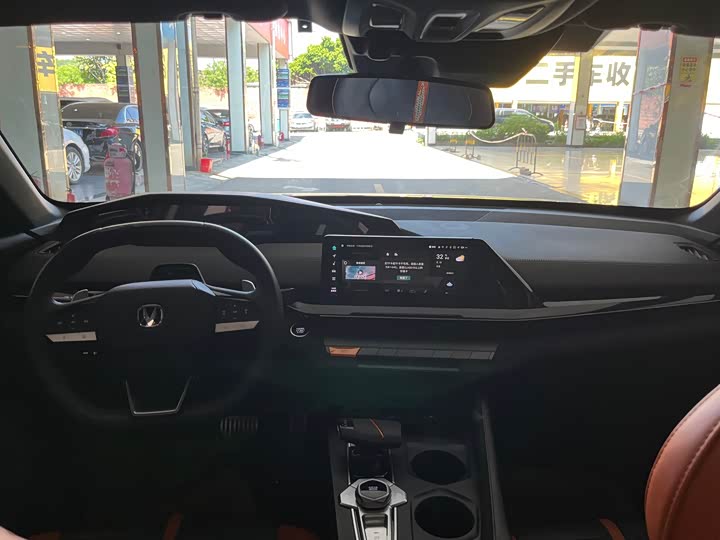 Changan UNI-V 2024 1.5T Premium Sports Edition - zdjęcie 13
