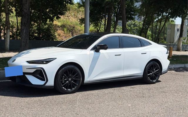 Changan UNI-V 2025 Third Generation 1.5T 500Bar Premium