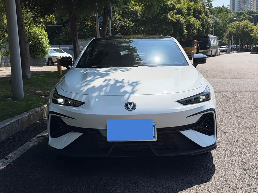 Changan UNI-V 2025 Third Generation 1.5T 500Bar Premium - zdjęcie 5