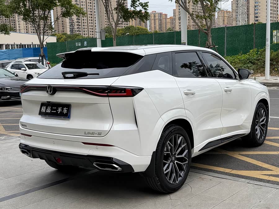 Changan UNI-Z 2025 1.5T Luxury - zdjęcie 16