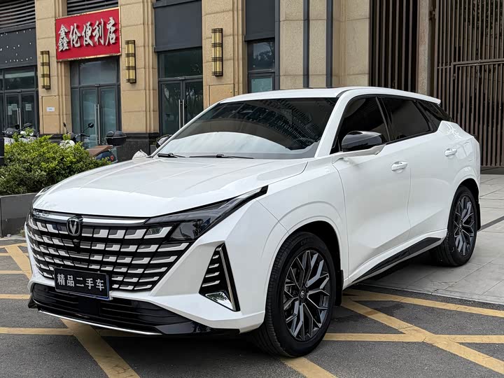 Changan UNI-Z 2025 1.5T Luxury - zdjęcie 17