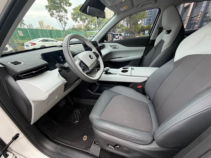 Changan UNI-Z 2025 1.5T Luxury - zdjęcie 20