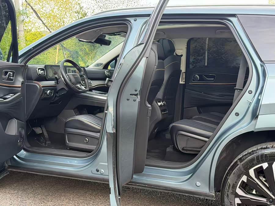 Chery Tiggo 9 2023 2.0T Dual Clutch 2WD Luxury 7-Seater - zdjęcie 15