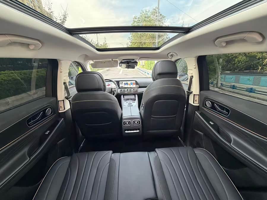 Chery Tiggo 9 2023 2.0T Dual Clutch 2WD Luxury 7-Seater - zdjęcie 18
