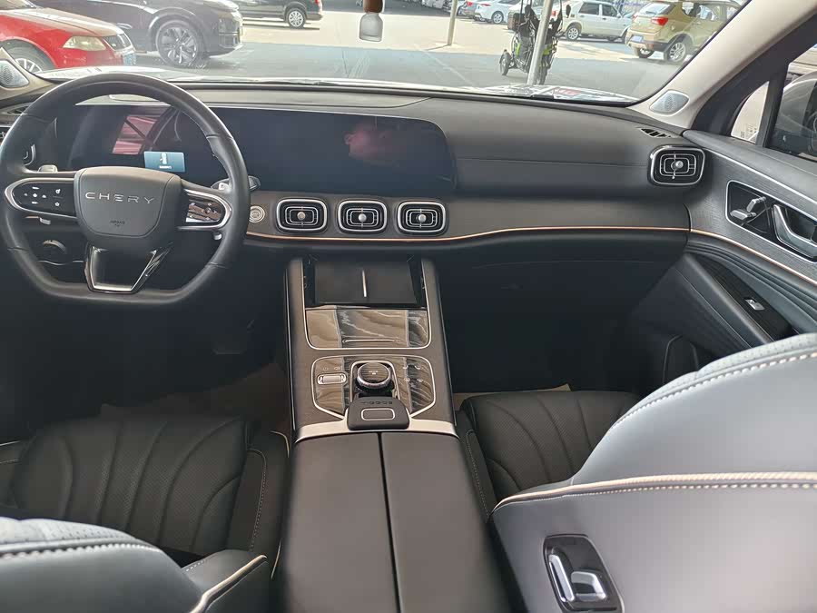 Chery Tiggo 9 2023 2.0T Dual Clutch 2WD Premium 5-Seater - zdjęcie 9