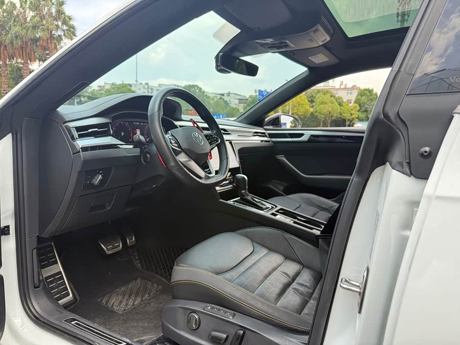FAW-Volkswagen CC 2023 380TSI Eye-catching Edition - zdjęcie 4